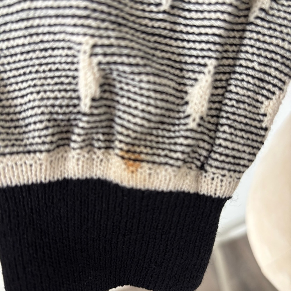 St. John Collection Jacket - Picture 6 of 6